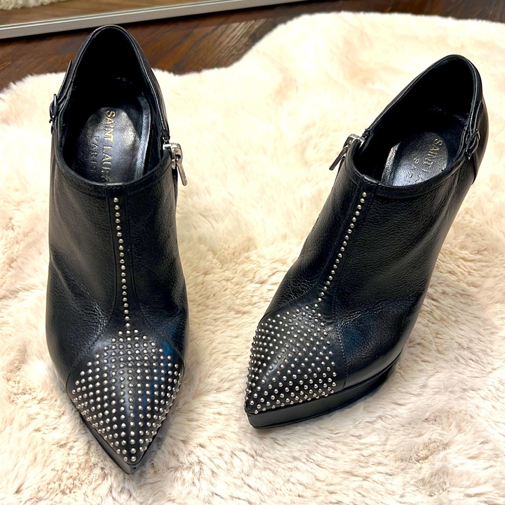 Saint Laurent black leather booties